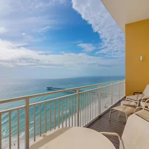 Sterling Reef 1904, 2 Bedroom, Penthouse, Beach Front, Pool, Sleeps 6 , Panama City Beach United States