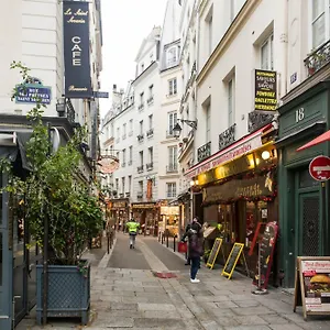 Nid Douillet Parisien , París Francia